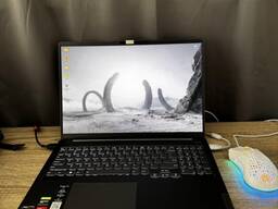 Biurko Laptop Lenovo Ideapad 5 Pro