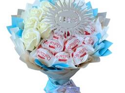 Bukiet ze słodyczy Raffaello i mydlane róże. Prezent, Pamiątka KOMUNIA