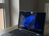 Kompaktowy laptop konwertowalny Acer - zdjęcie 1
