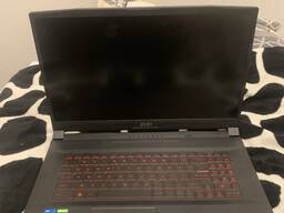 Laptop MSI Katana gf76