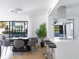 На продажу новая квартира 130 m2 в знаменитом курорте Португалии !