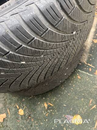 Sprzedaję 2 opony. Caloroczna 275/45 ZR20 110W