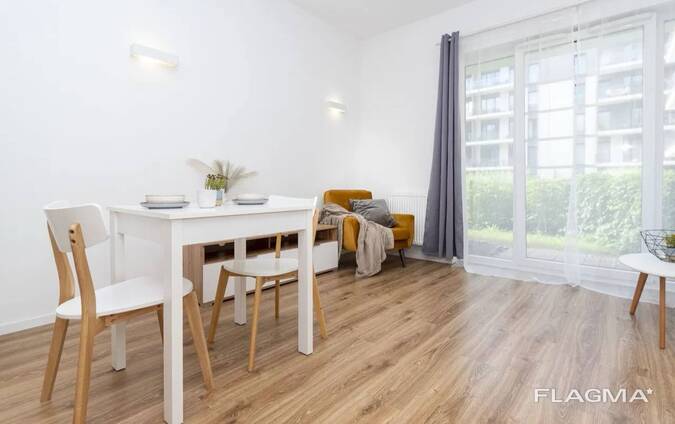 Світла 1 кімнатна квартира у центрі | 27 м2 | Можна з тваринками | Готова до заселення!