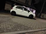 Toyota Yaris II - фото 1