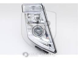 VOLVO FH12 08-ver III Фара права ксенон
