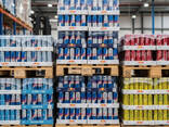 Wysokiej jakości napój energetyczny Red Bull w puszce 250 ml - zdjęcie 2
