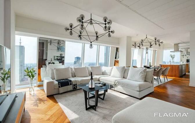 Złota | Люксовий апартамент 156 м² | 4 кімнати/ 3 спальні